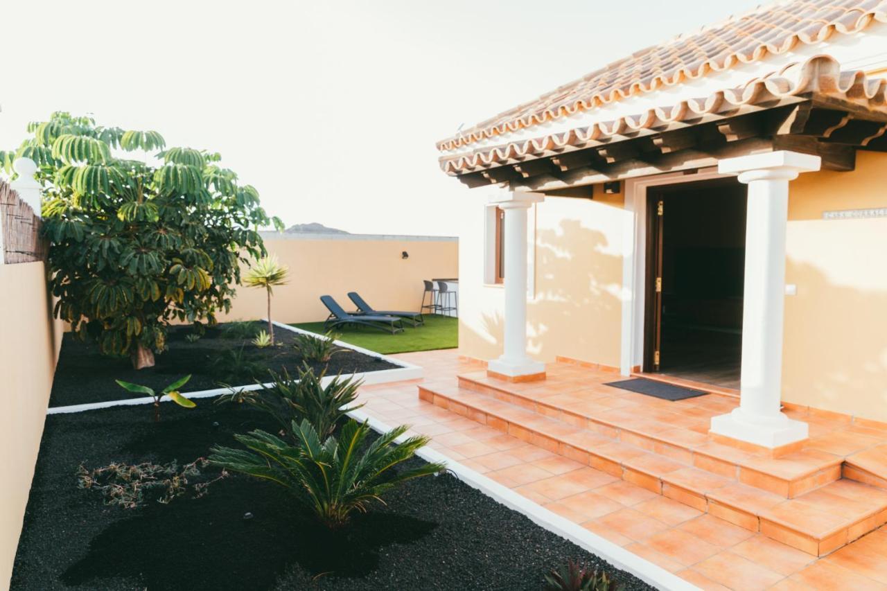 Moderne Villa Met Verwarmd Zwembad In Corralejo Exteriör bild