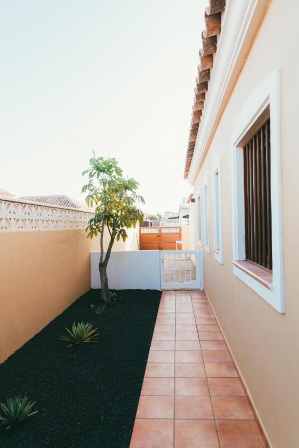 Moderne Villa Met Verwarmd Zwembad In Corralejo Exteriör bild